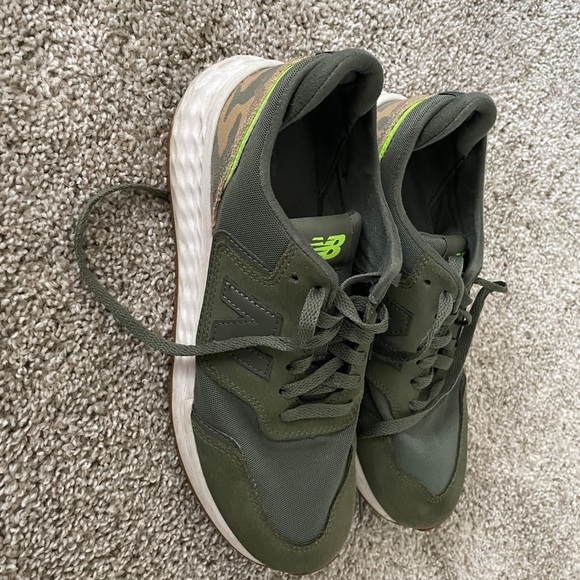 New Balance x-70, women's 9, Norway Spruce/Energy Lime/White - Picture 4 of 7